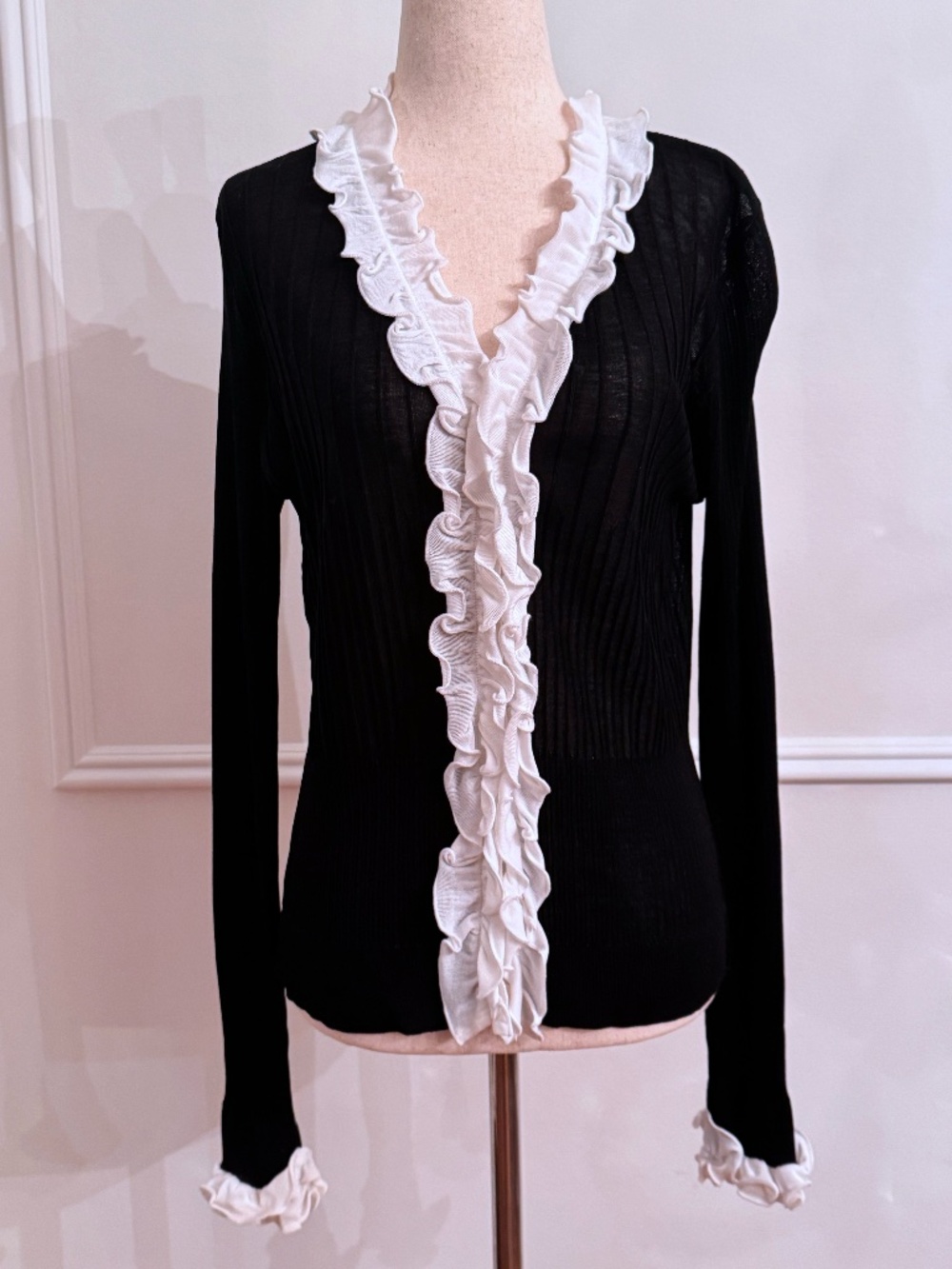 Anne Fontaine Paris Black Ribbed Knit Ruffle Trim Sweater Sz 46 Fits US 6/8